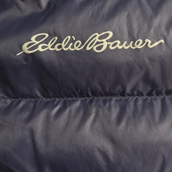 Nwot Mens Lightweight Puffer vest size Med - Picture 3 of 7